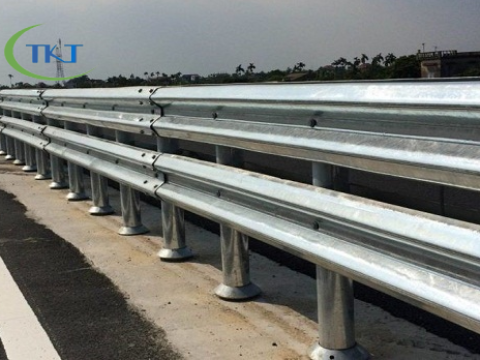 DỊCH VỤ SẢN XUẤT HỘ LAN TÔN LƯỢN SÓNG TẠI CÔNG TY TKT
